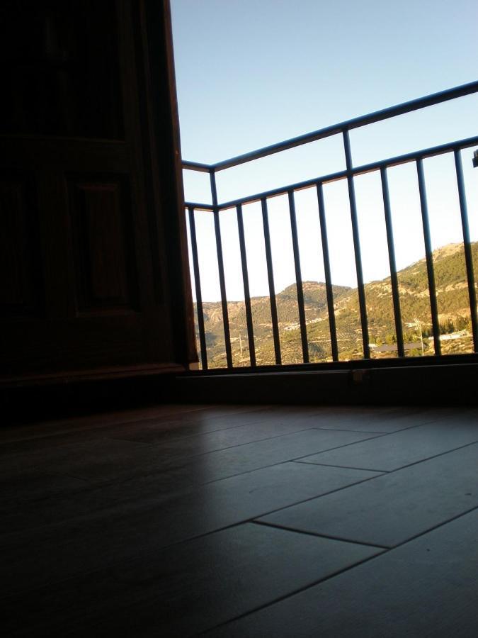 Vivienda Rural El Penon De Los Primillas La Iruela Exterior foto